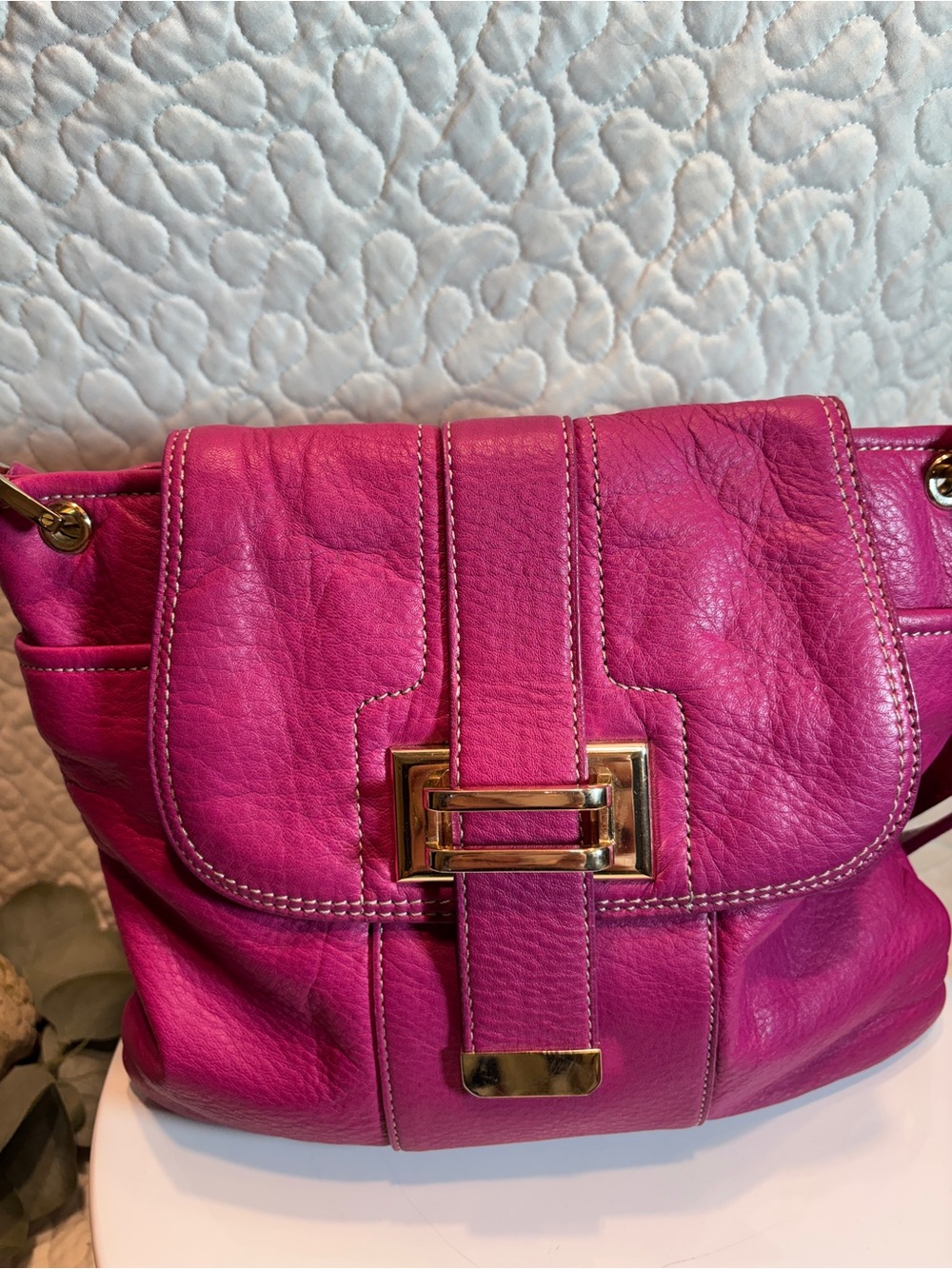 Vintage Y2K Liz Claiborne Fuchsia Leather Crossbody with Gold-Tone Accent